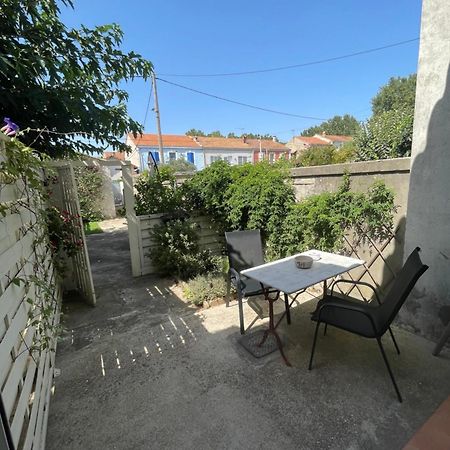 Appartamento L'Annexe Arles Esterno foto