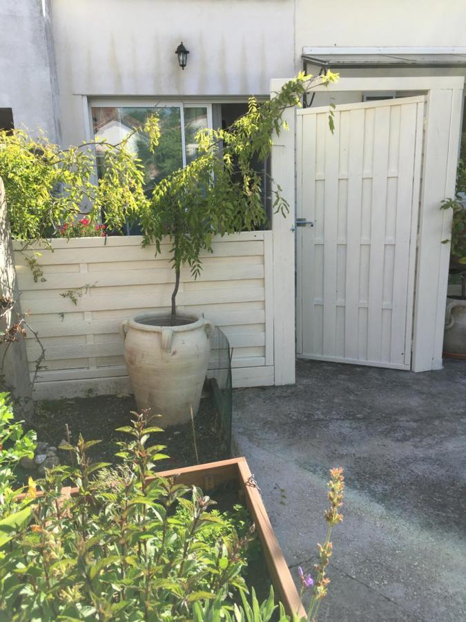 Appartamento L'Annexe Arles Esterno foto
