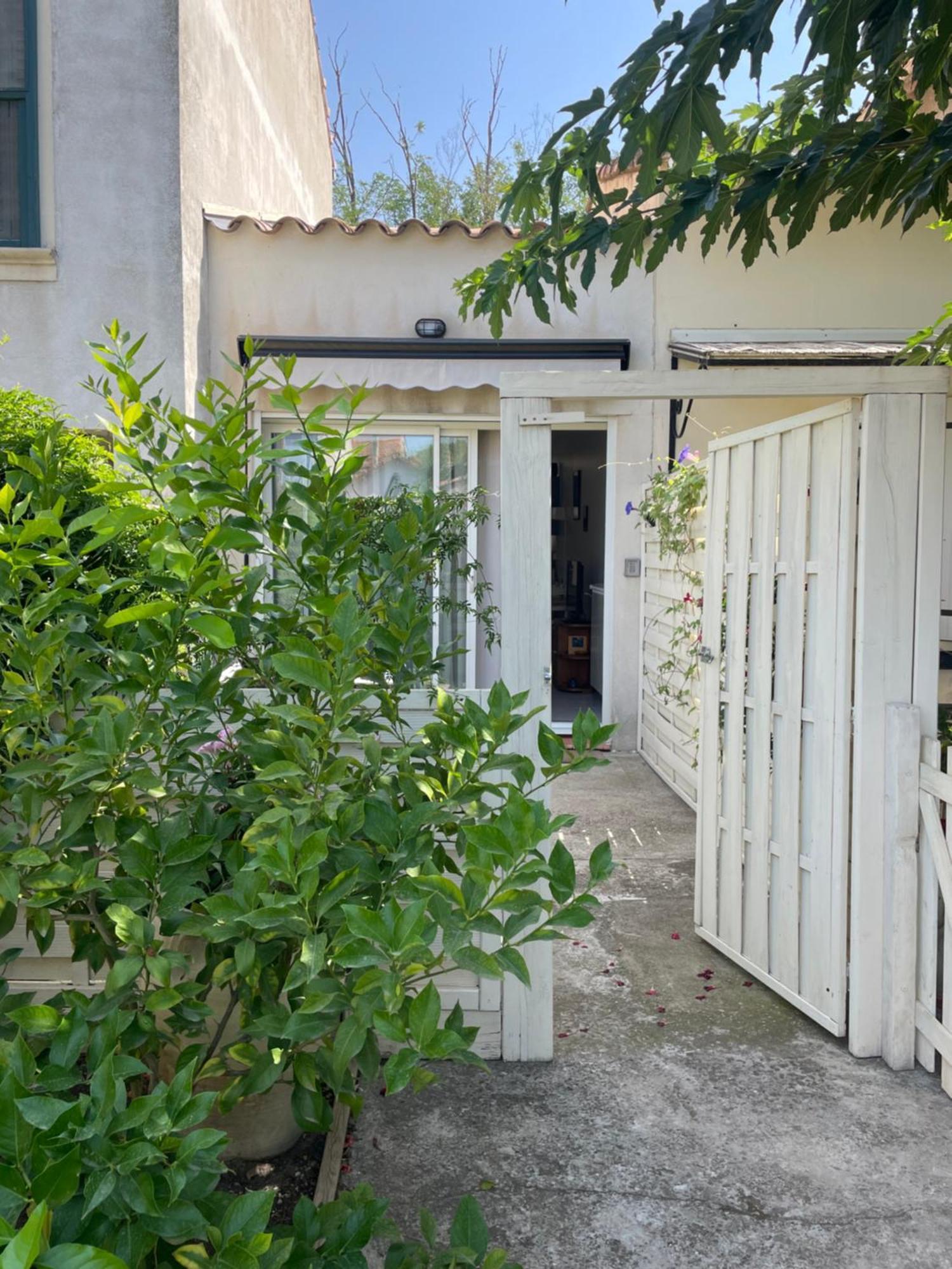 Appartamento L'Annexe Arles Esterno foto